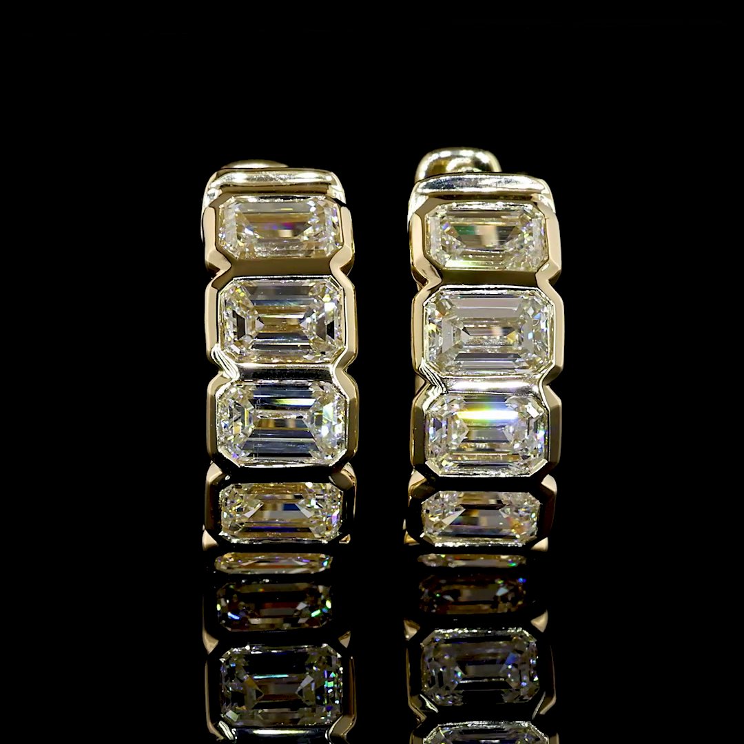 14kt Yellow Gold Lab Diamond Huggie Earring