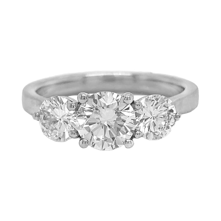 18kt White Gold Diamond Ring