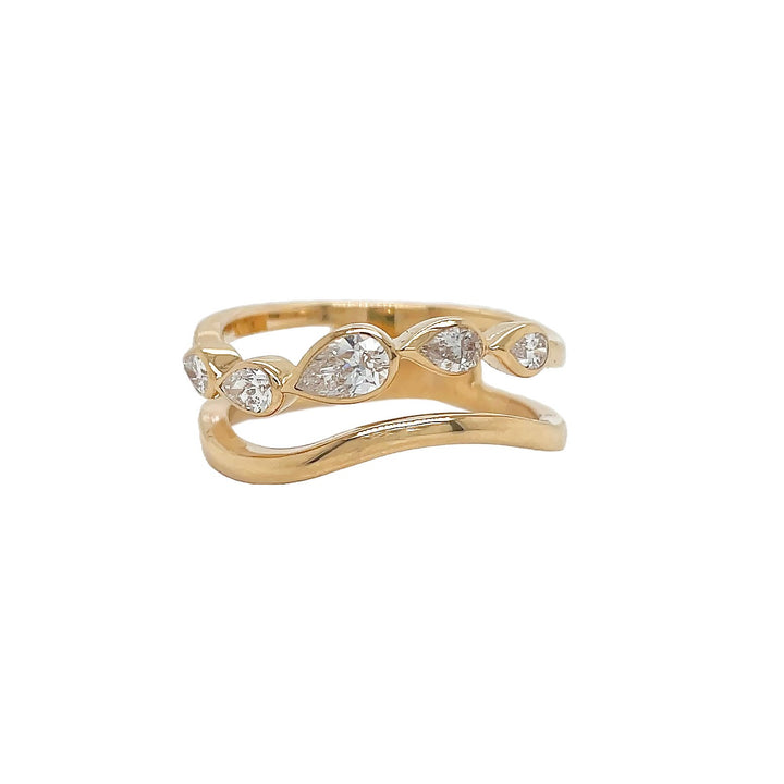 18kt Yellow Gold Diamond Ring