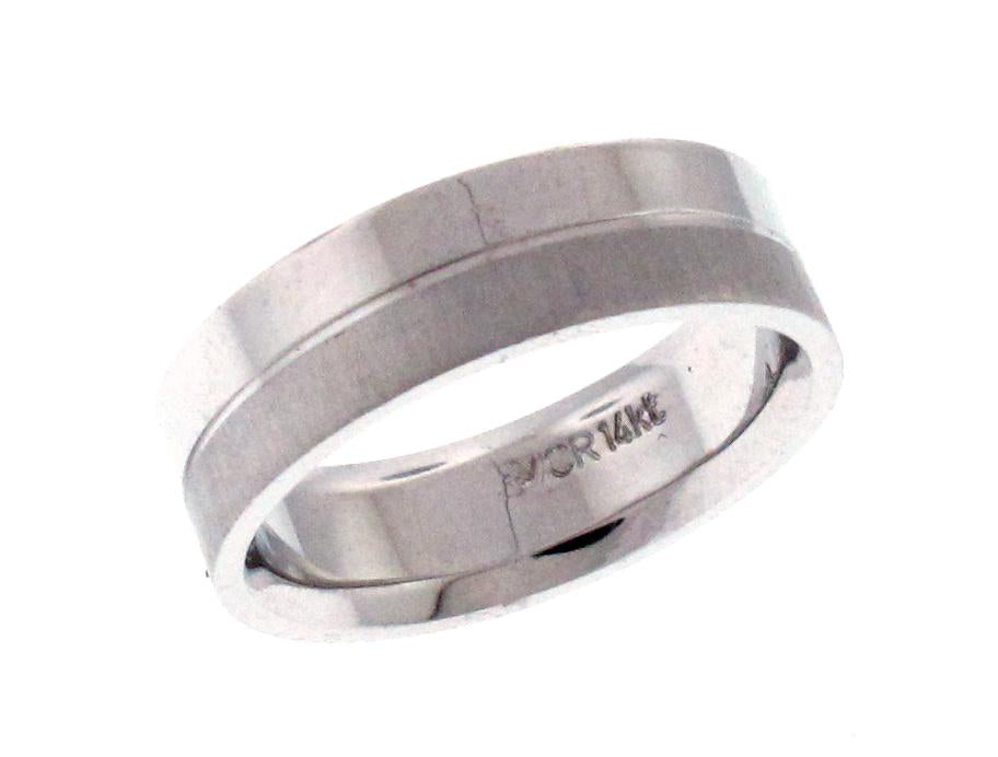 14kt White Gold Wedding Band