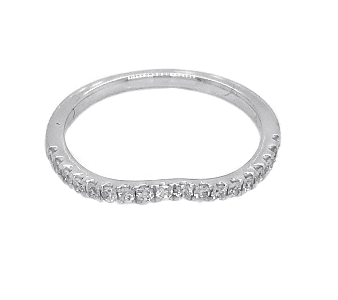 18kt White Gold Diamond Band