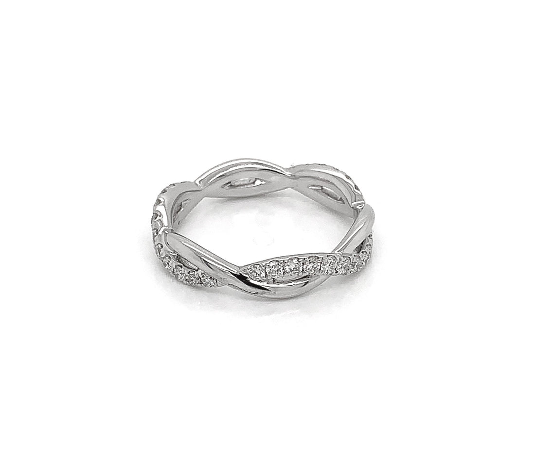 18kt White Gold Diamond Band