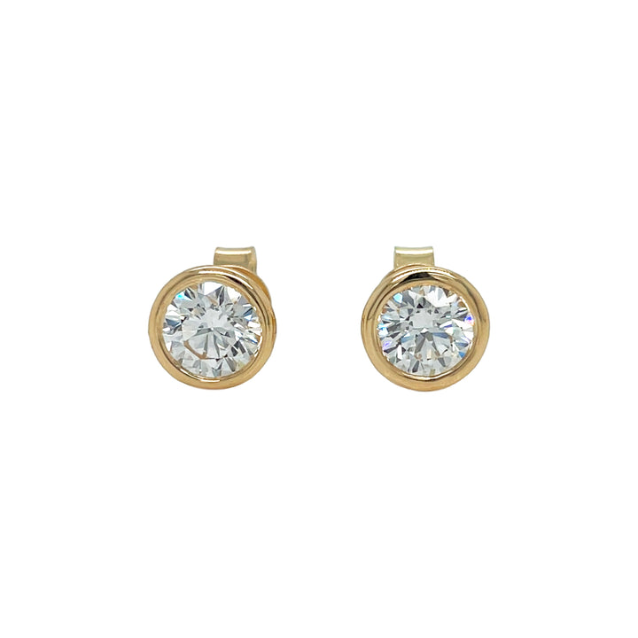 14kt Yellow Gold Diamond Studs