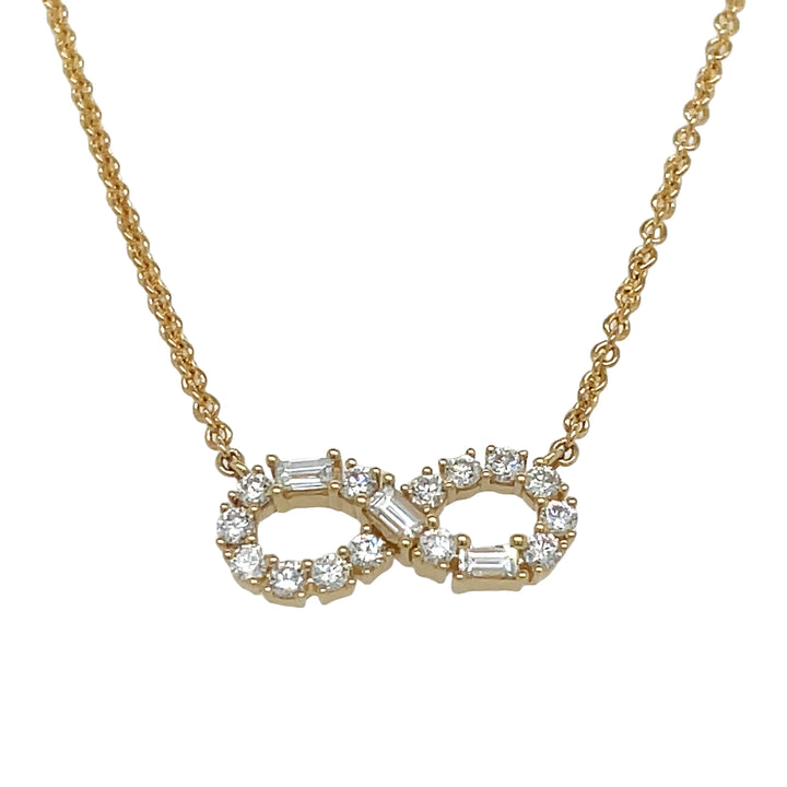 18Kt Yellow Gold Diamond Pendant