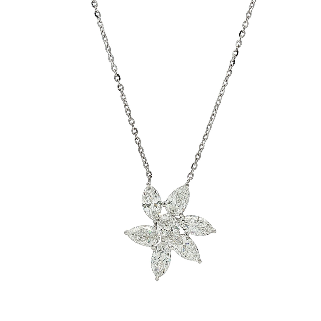 18kt White Gold Lab Diamond Pendant