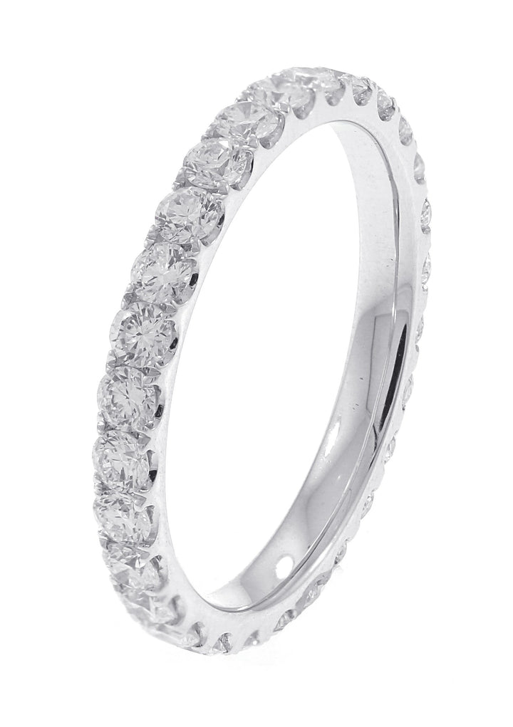 18kt White Gold Diamond Band