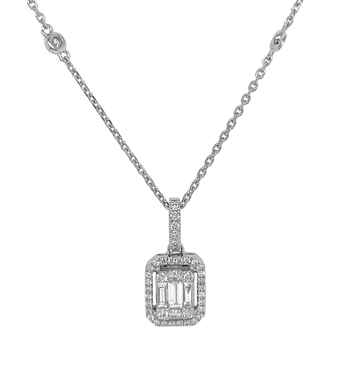 18kt White Gold Diamond Pendant