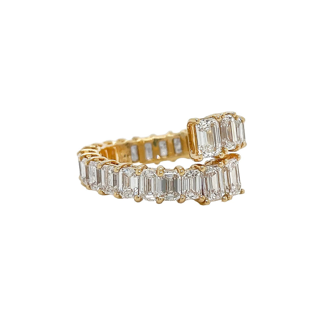 18kt Yellow Gold Diamond Ring