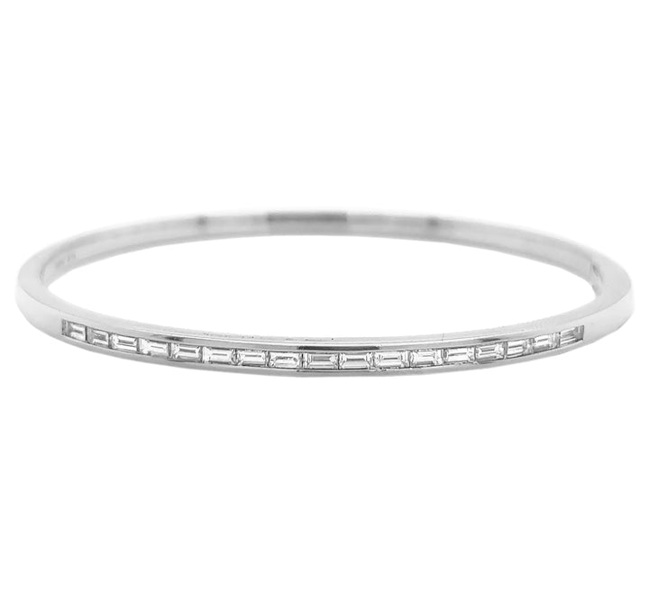 18kt White Gold Diamond Bangle
