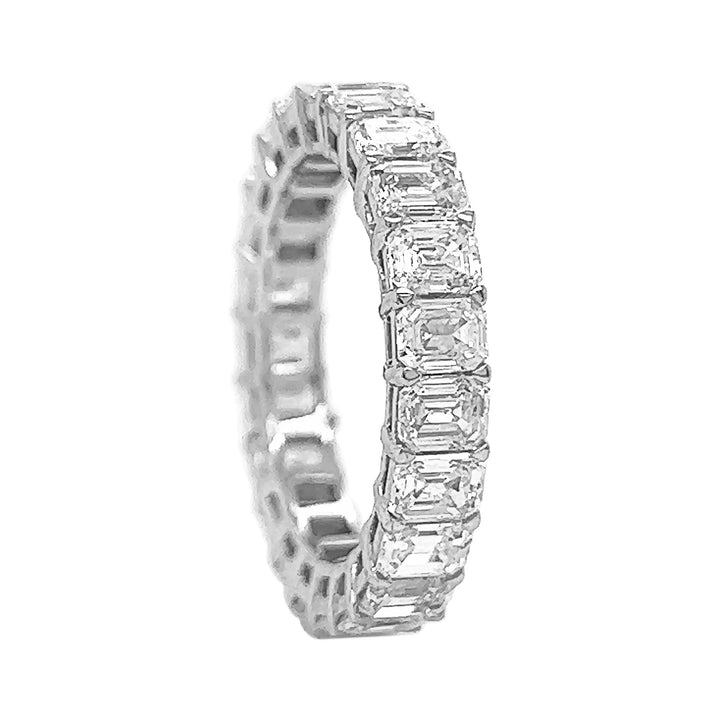 18kt White Gold Diamond Band