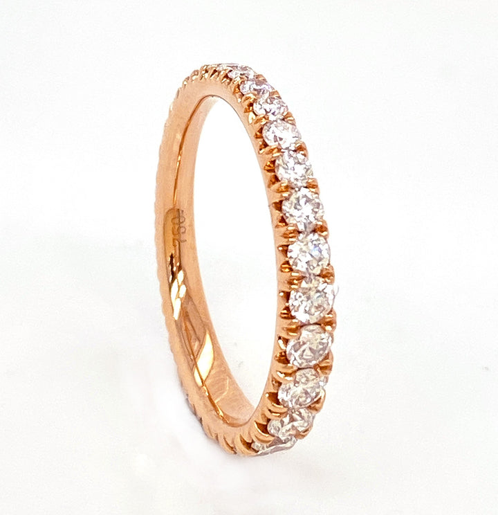 18kt Rose Gold Diamond Band