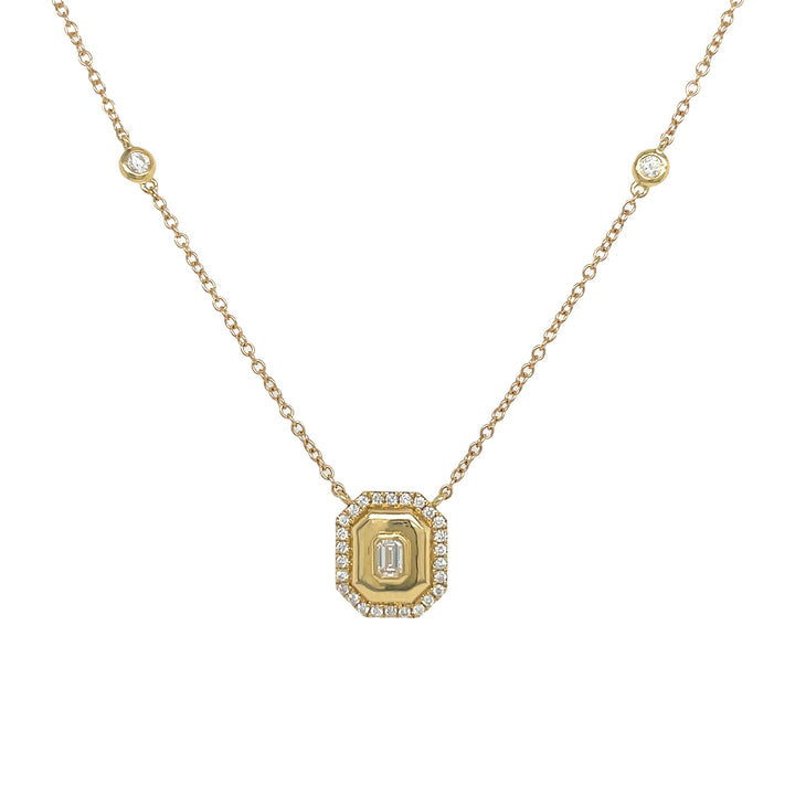 18kt Yellow Gold Diamond Pendant