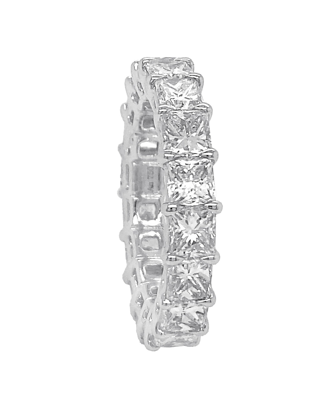18kt White Gold Diamond Eternity Band