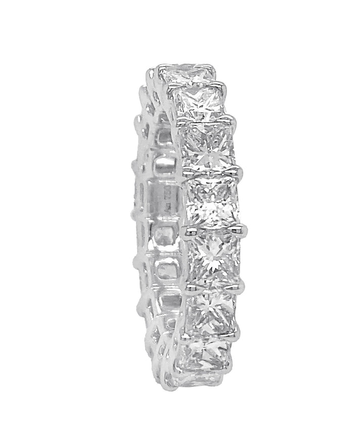 18kt White Gold Diamond Eternity Band