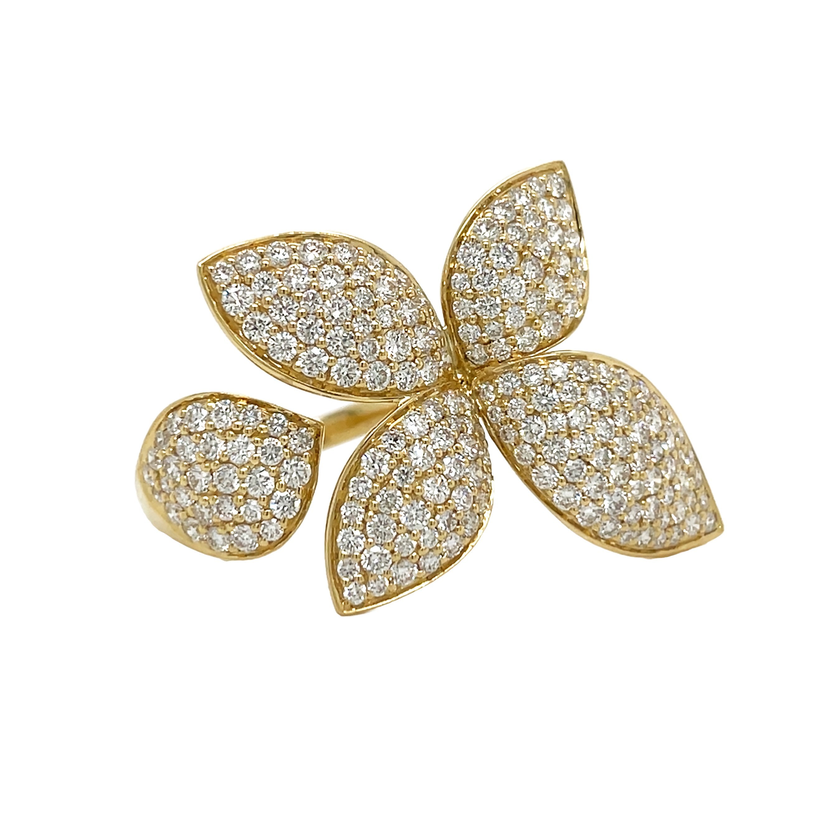 18kt Yellow Gold Diamond Flower Rings