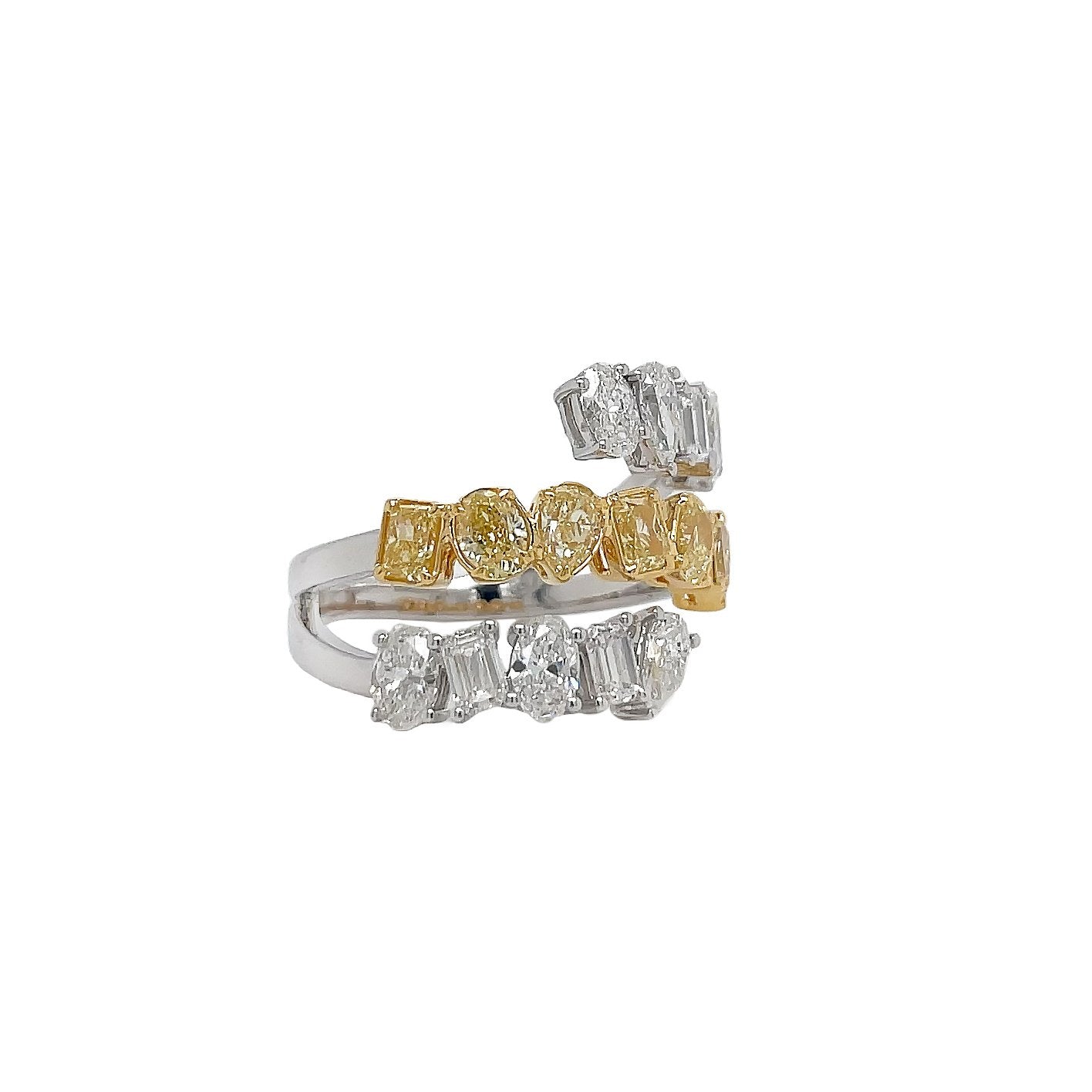 18kt White And Yellow Gold Diamond Ring