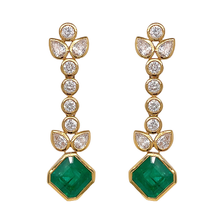 18kt Yellow Gold Diamond And Emerald Earrings.