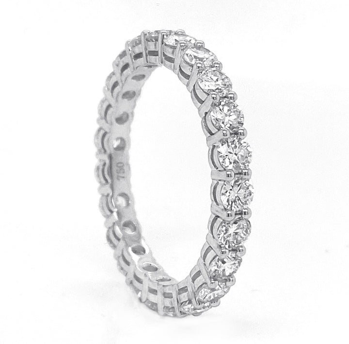 18kt White Gold Diamond Eternity Band