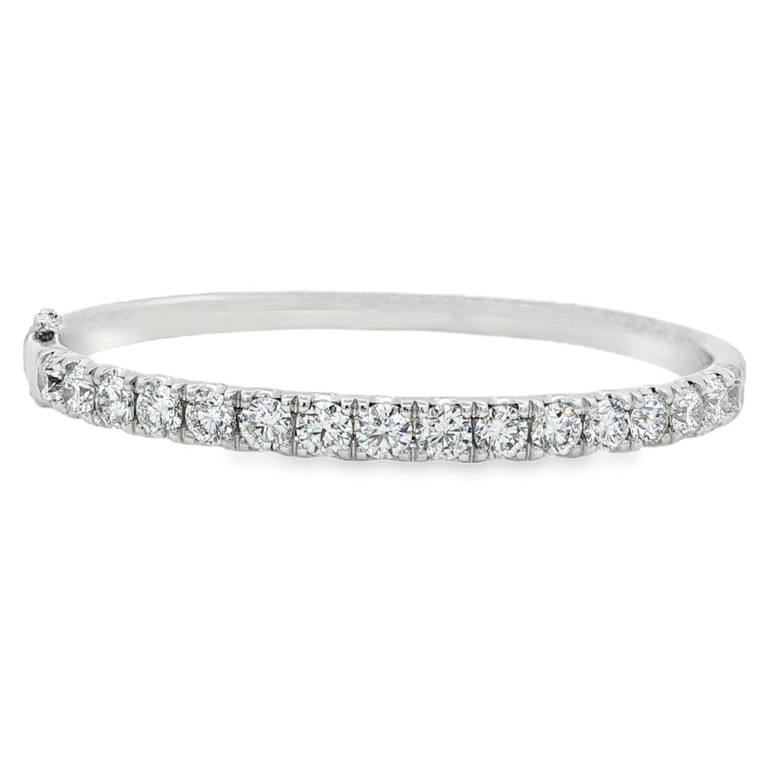 18kt White Gold Diamond Bangle