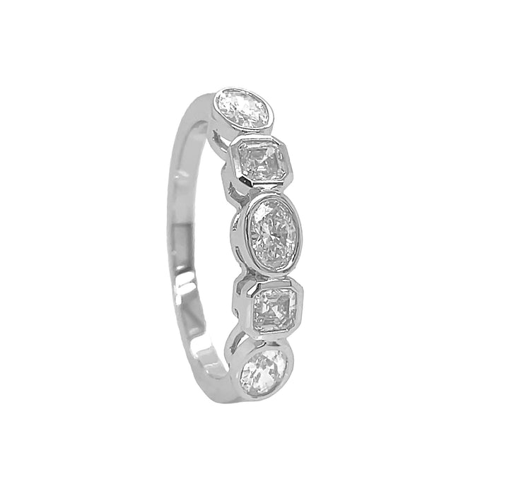 18kt White Gold Diamond Band