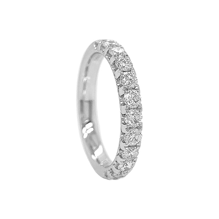 18kt White Gold Diamond Band
