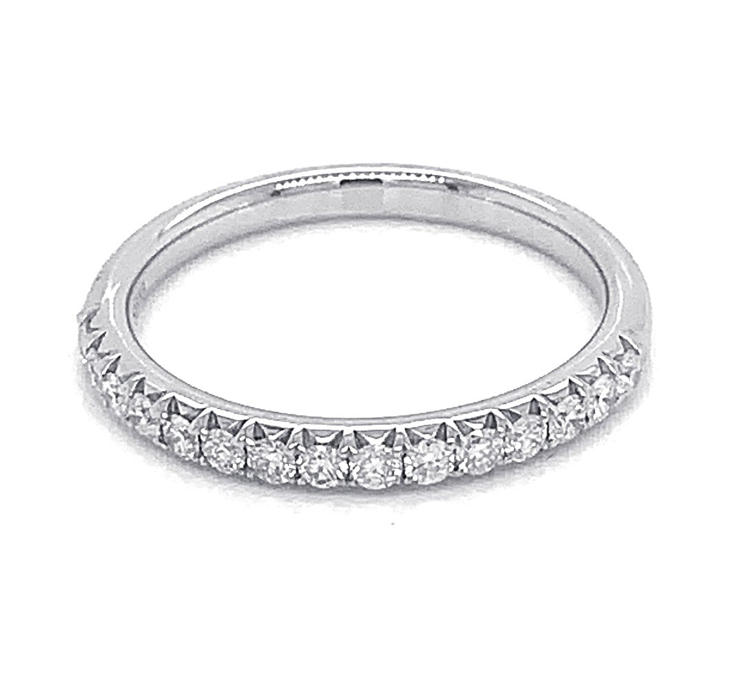 18k White Gold Diamond Band