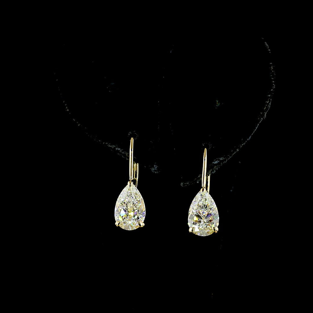 14kt Yellow Gold Lab Diamond Earrings