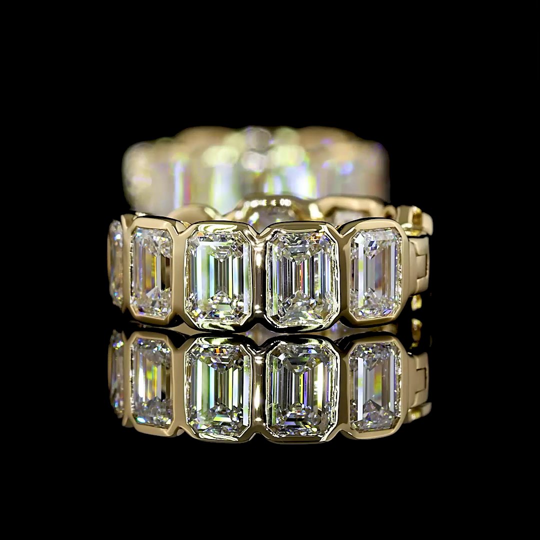 14kt Yellow Gold Lab Diamond Huggie Earrings