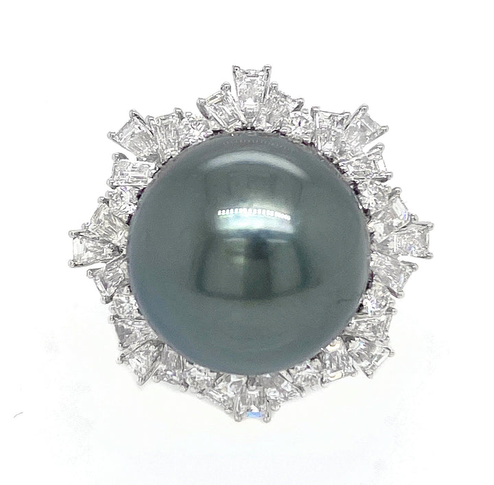 18kt White Gold Diamond and Pearl Ring