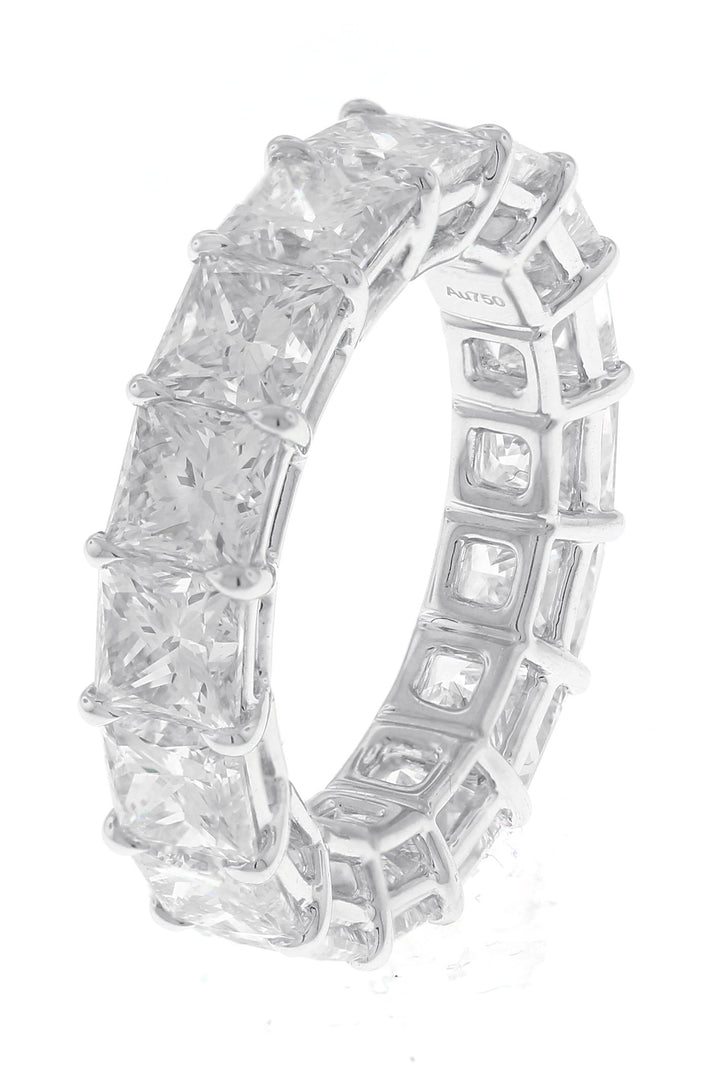 18kt White Gold Diamond Eternity Band