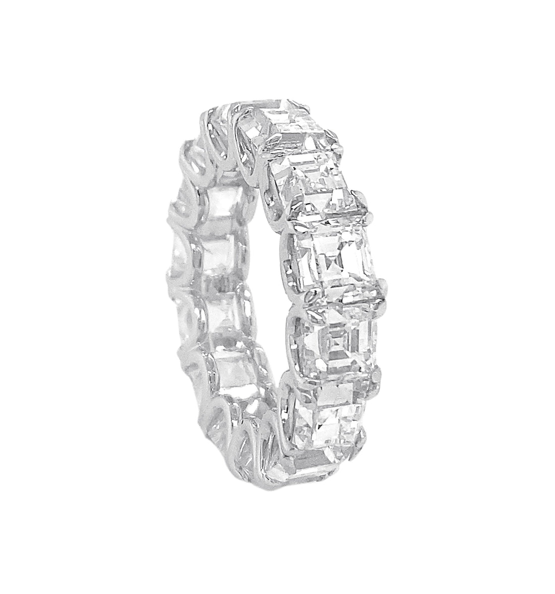 18kt White Gold Diamond Band
