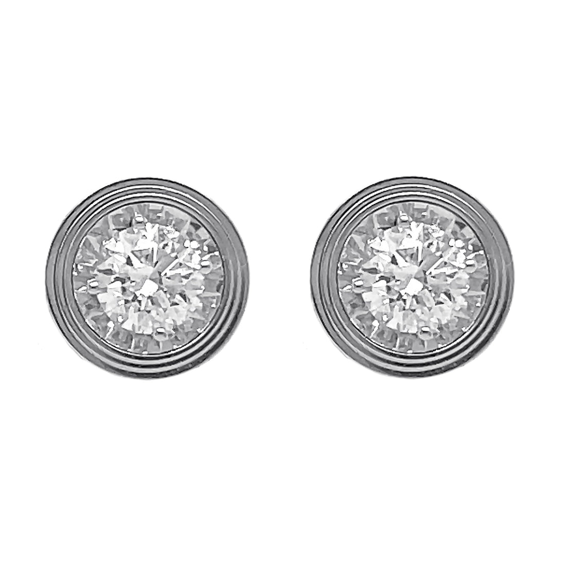 18kt White Gold Diamond Studs