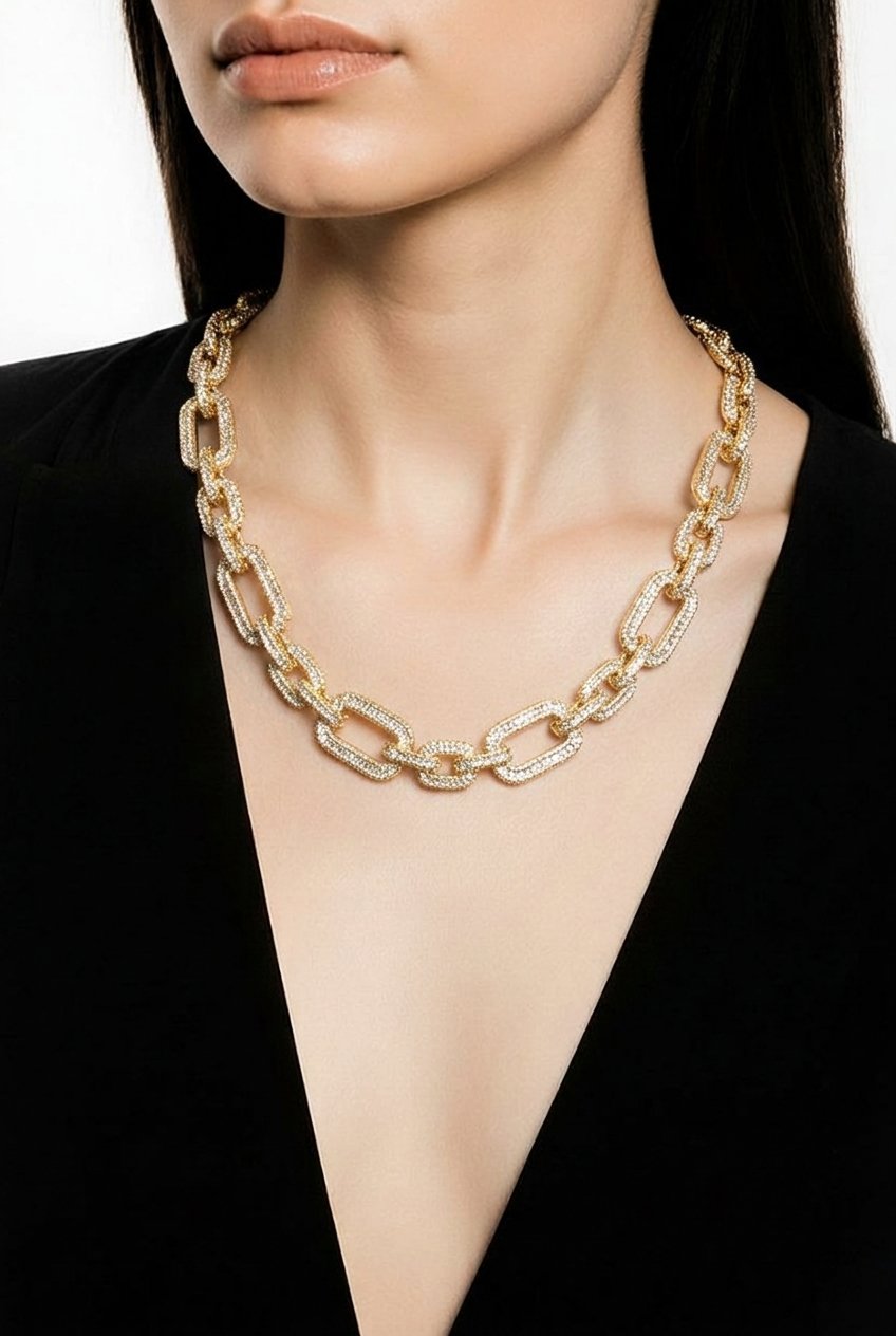 18kt Yellow Gold Diamond Necklace