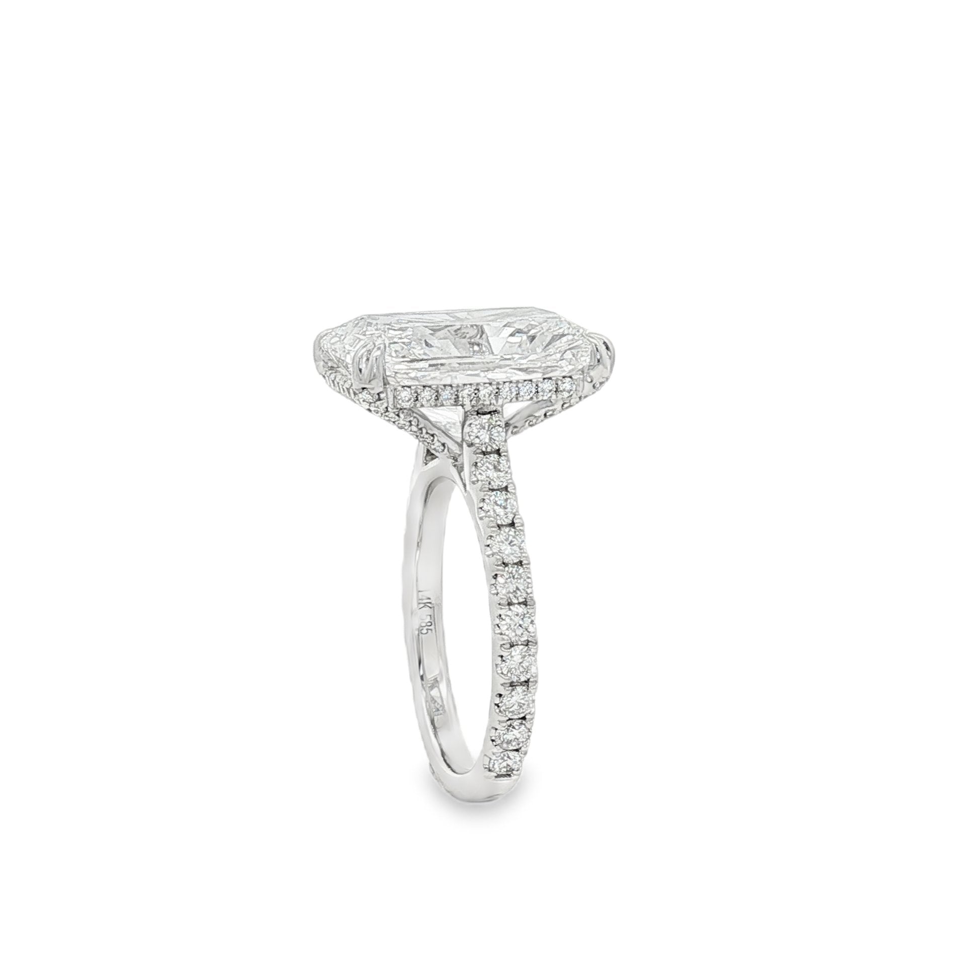 14kt White Gold Lab Diamond Ring
