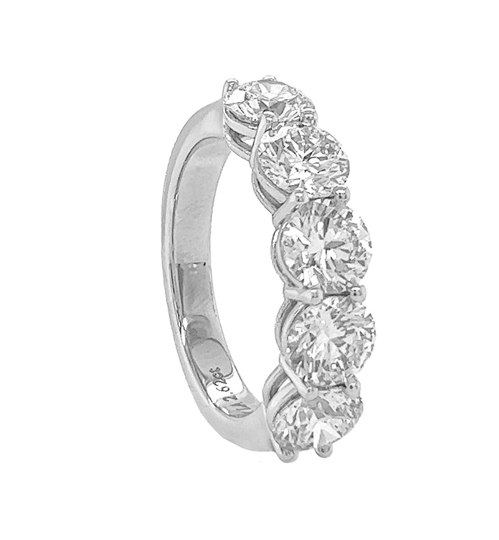 18kt White Gold Diamond Band