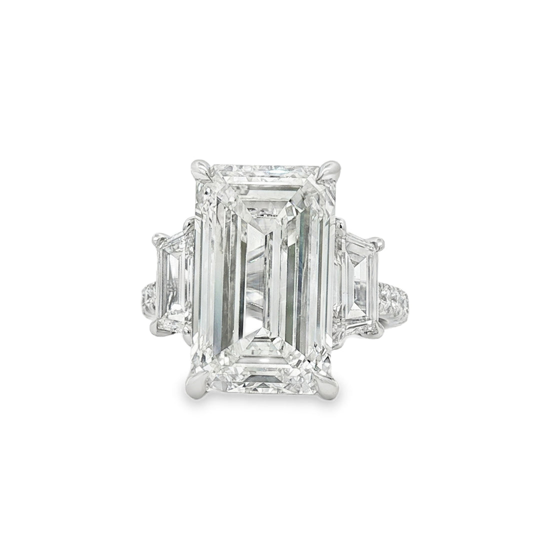 14kt White Gold Lab Diamond Ring
