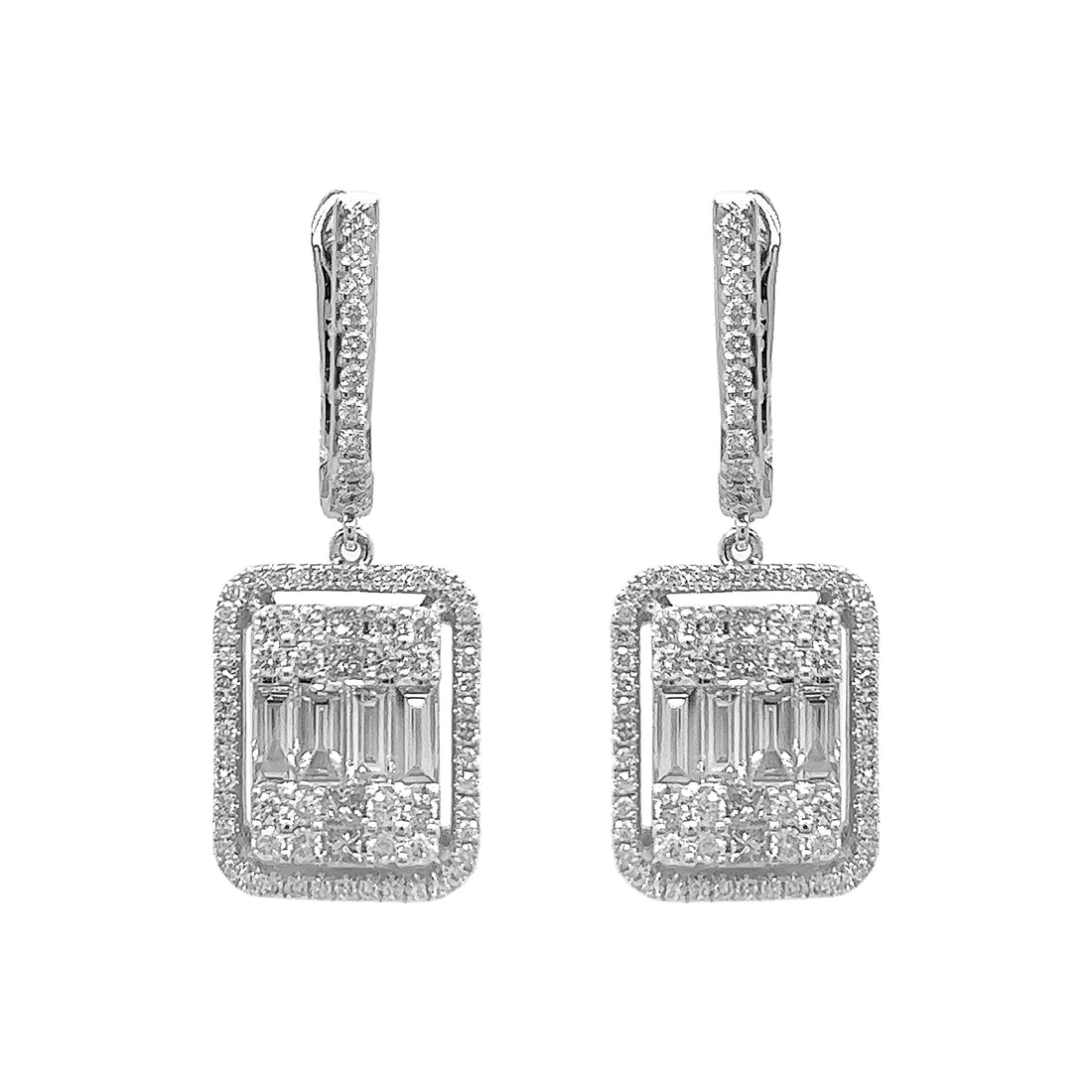 18kt White Gold Diamond Earrings
