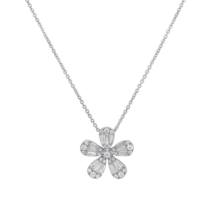 18kt White Gold Diamond Flowewr Pendant