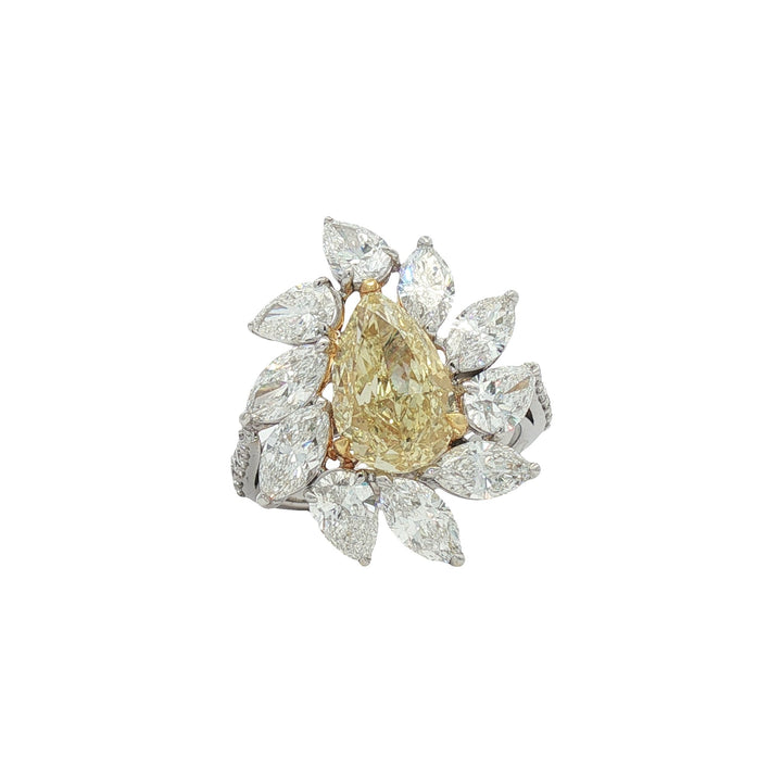 14kt White Gold Lab Diamond And Yellow Diamond Ring