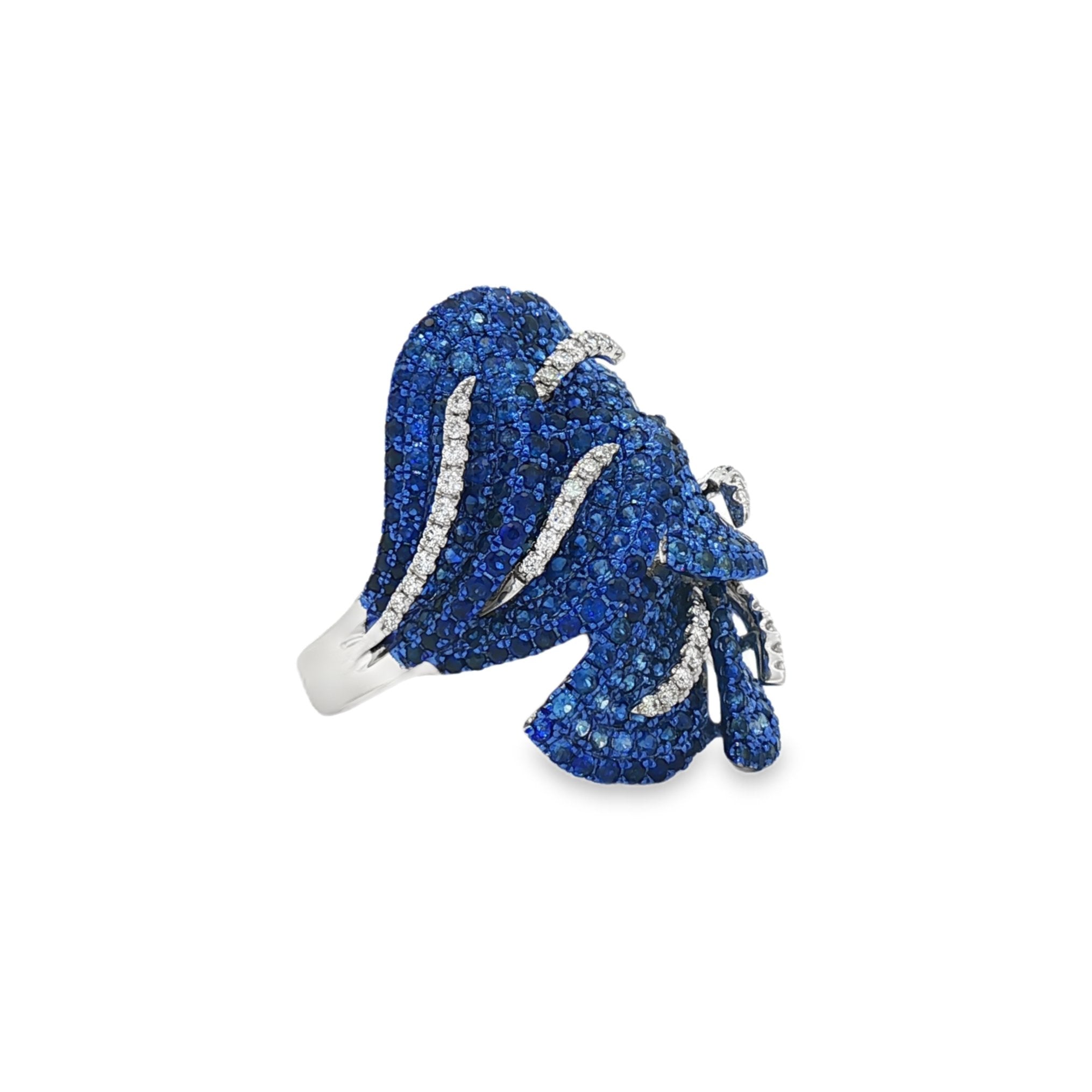 18kt White Gold Diamond And Blue Sapphire Ring