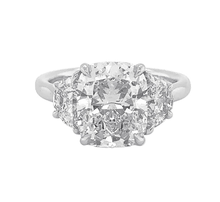 18kt White Gold Diamond Ring