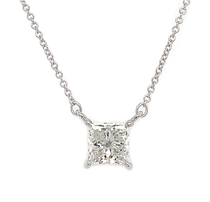 18kt White Gold Diamond Necklace