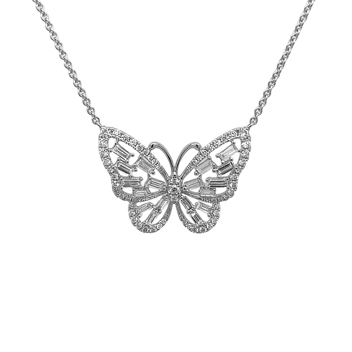 18kt White Gold Diamond Pendant