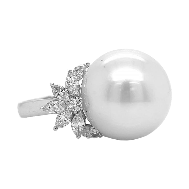 18kt White Gold Diamond and Pearl Ring.