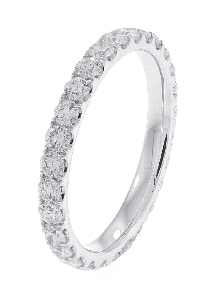 18kt White Gold Diamond Band