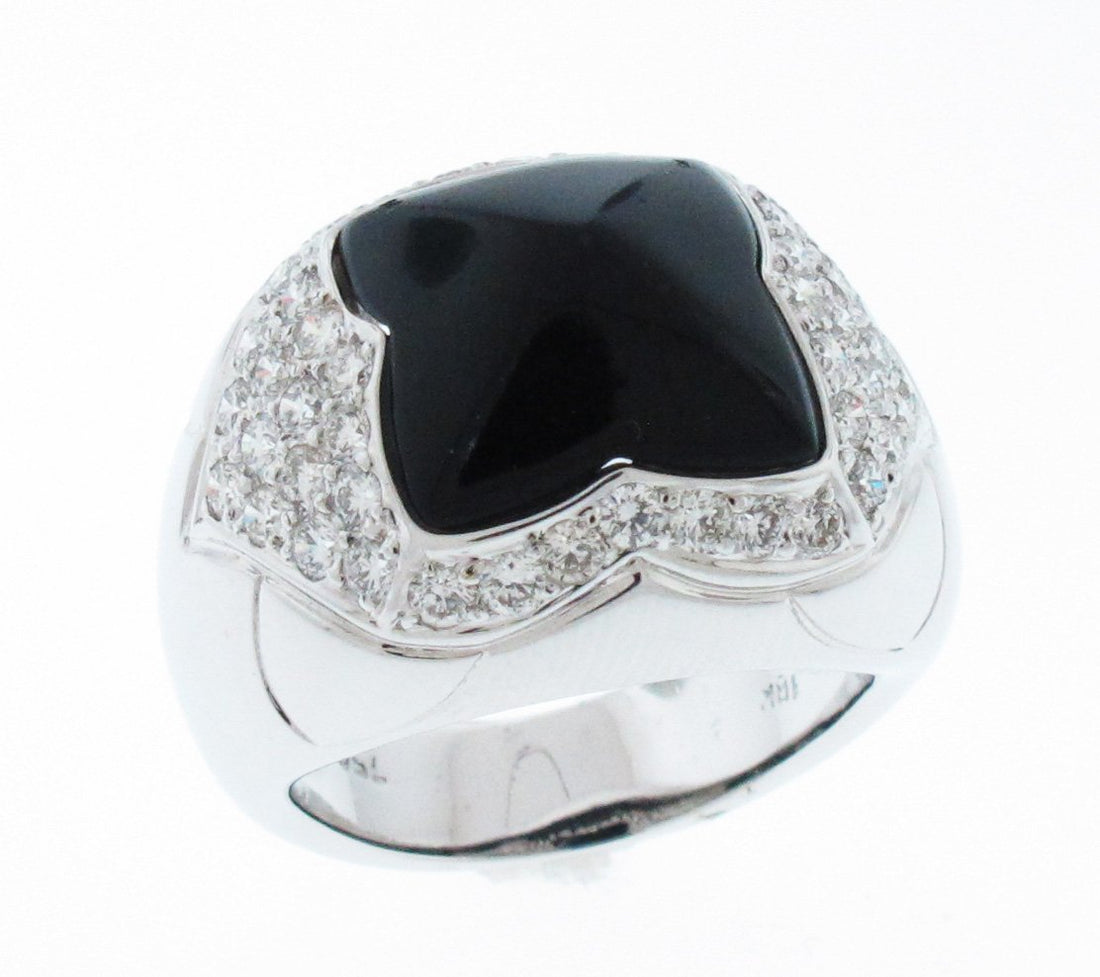 18kt White Gold Onyx Ring