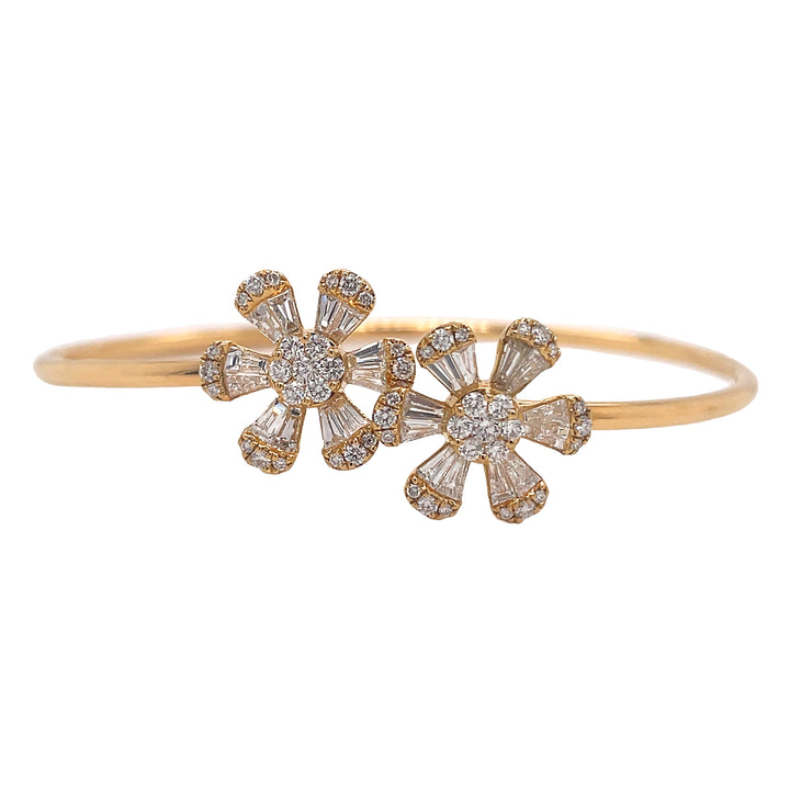 18Kt Yellow Gold Diamond Bangle