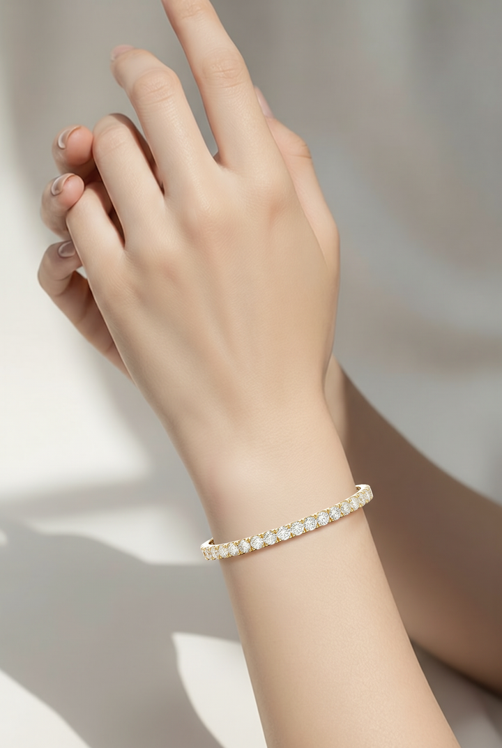 14kt Yellow Gold Lab Diamond Bangle