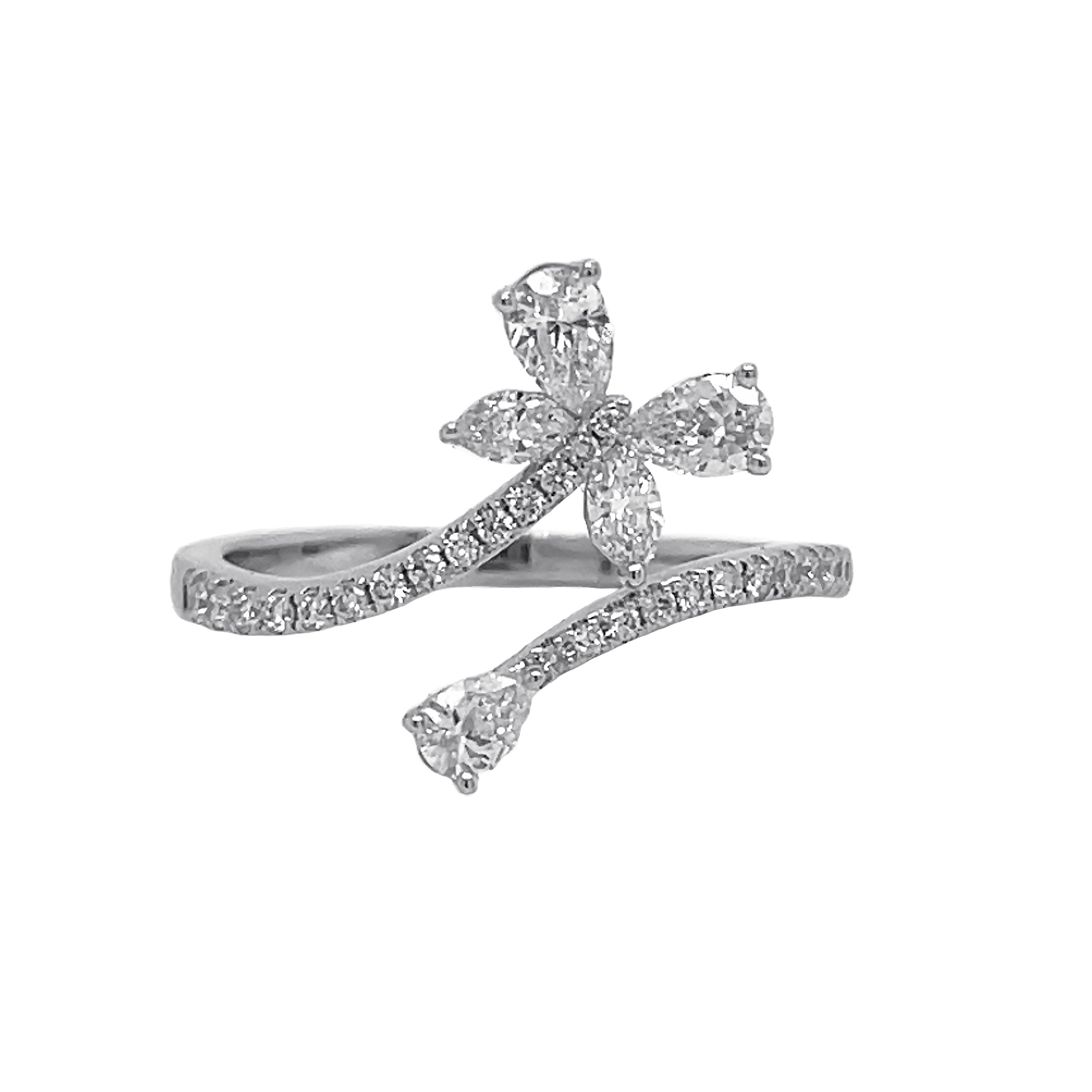 18kt White Gold Diamond Butterfly Ring