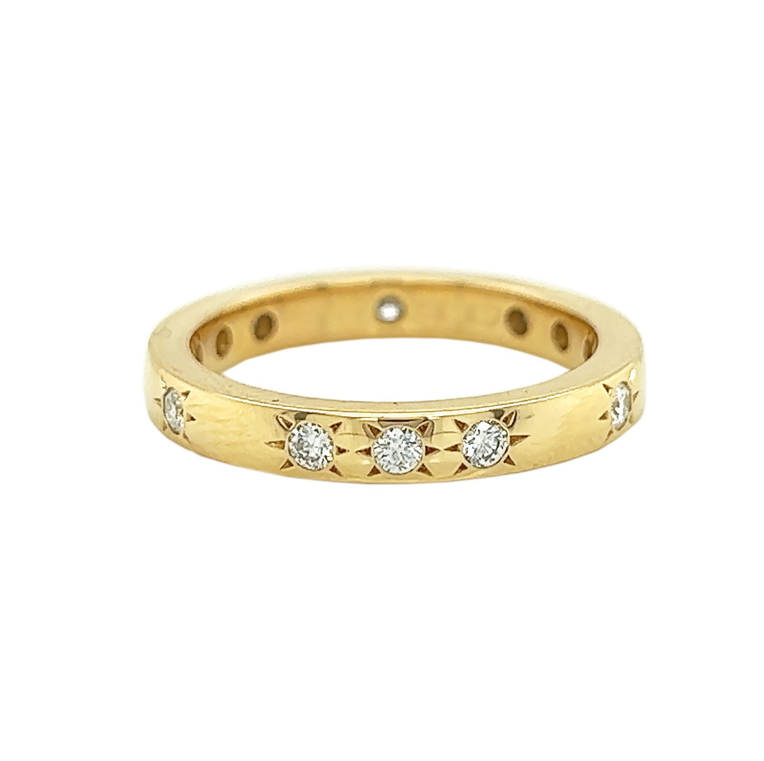 18kt Yellow Gold Diamond Band